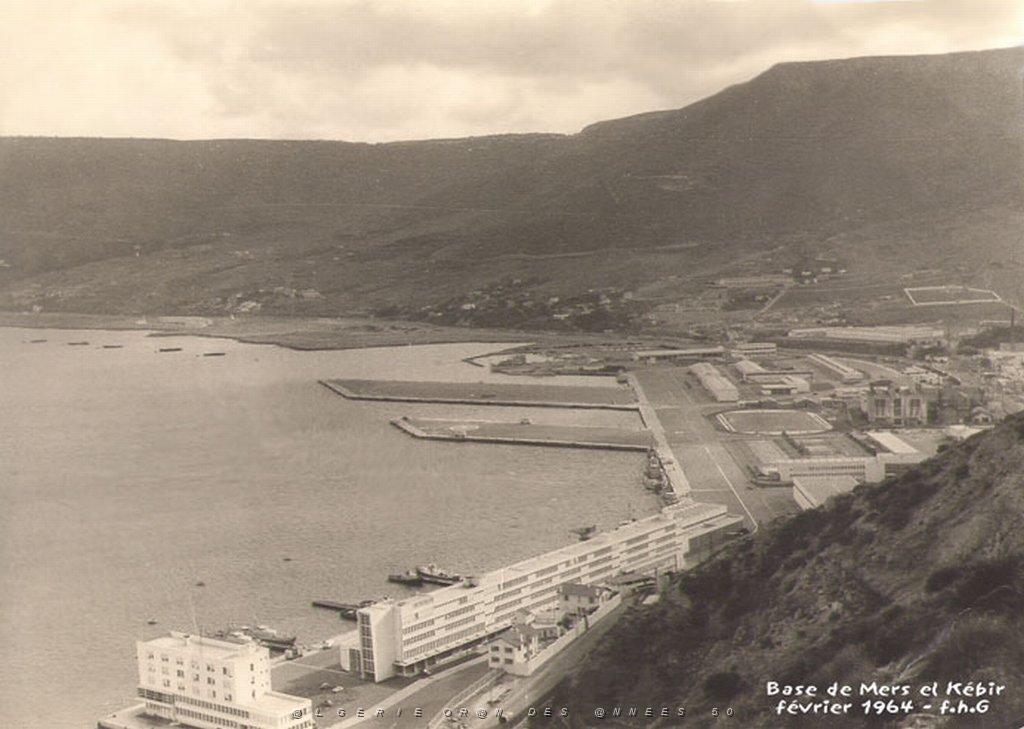MERS EL KEBIR B INFIRMERIE ET SM 1964.JPG